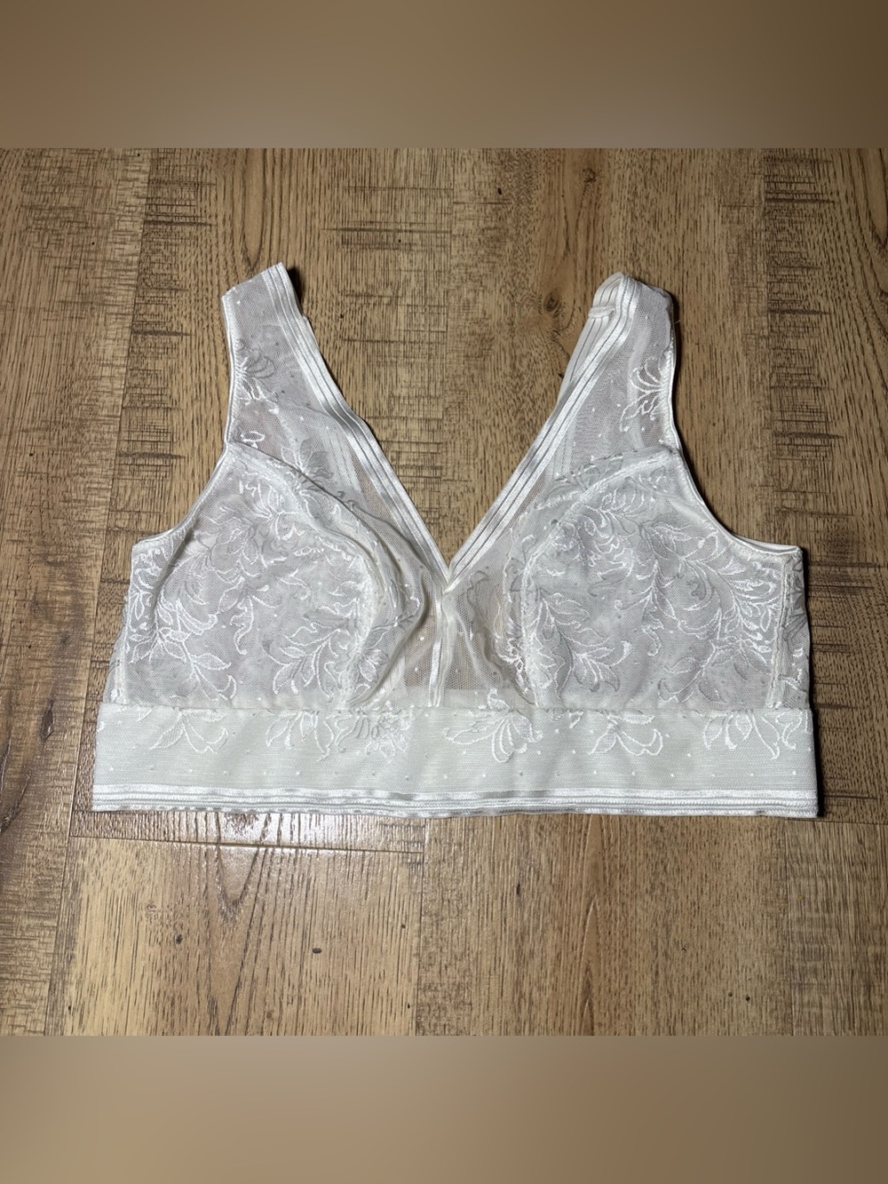 Wacoal Net Effect Wire Free Bralette Bra Stretch 36 Band White 810340 Mesh